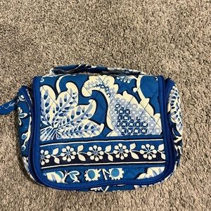 vera bradley travel bag